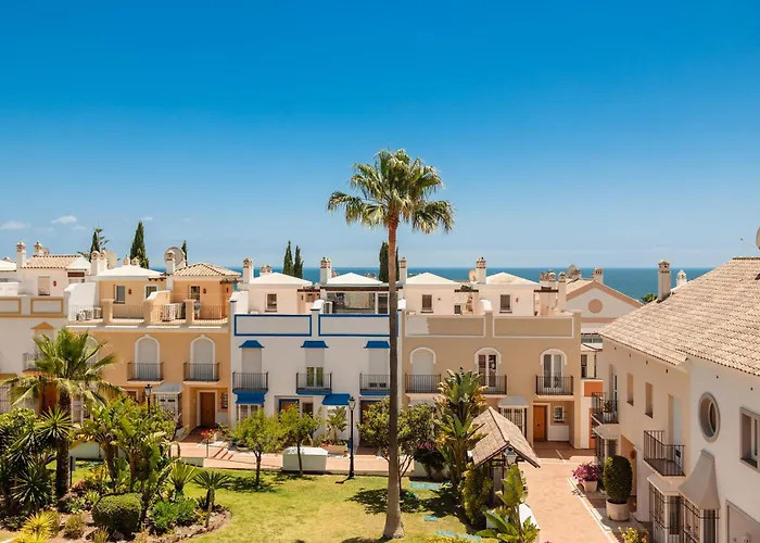 Townhouse In First Line Beach, Bahia De Marbella, Casa vacanze